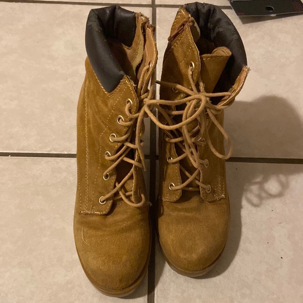It is not a real Timberland